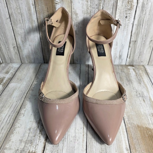 Jones New York Shoes - Jones New York Signature Womens Nude Patent Pointed Toe Ankle Strap Pumps Heels